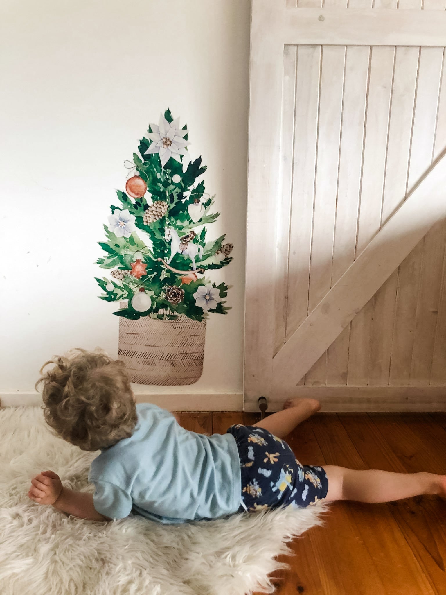 Christmas - Small Tree Wall Decal